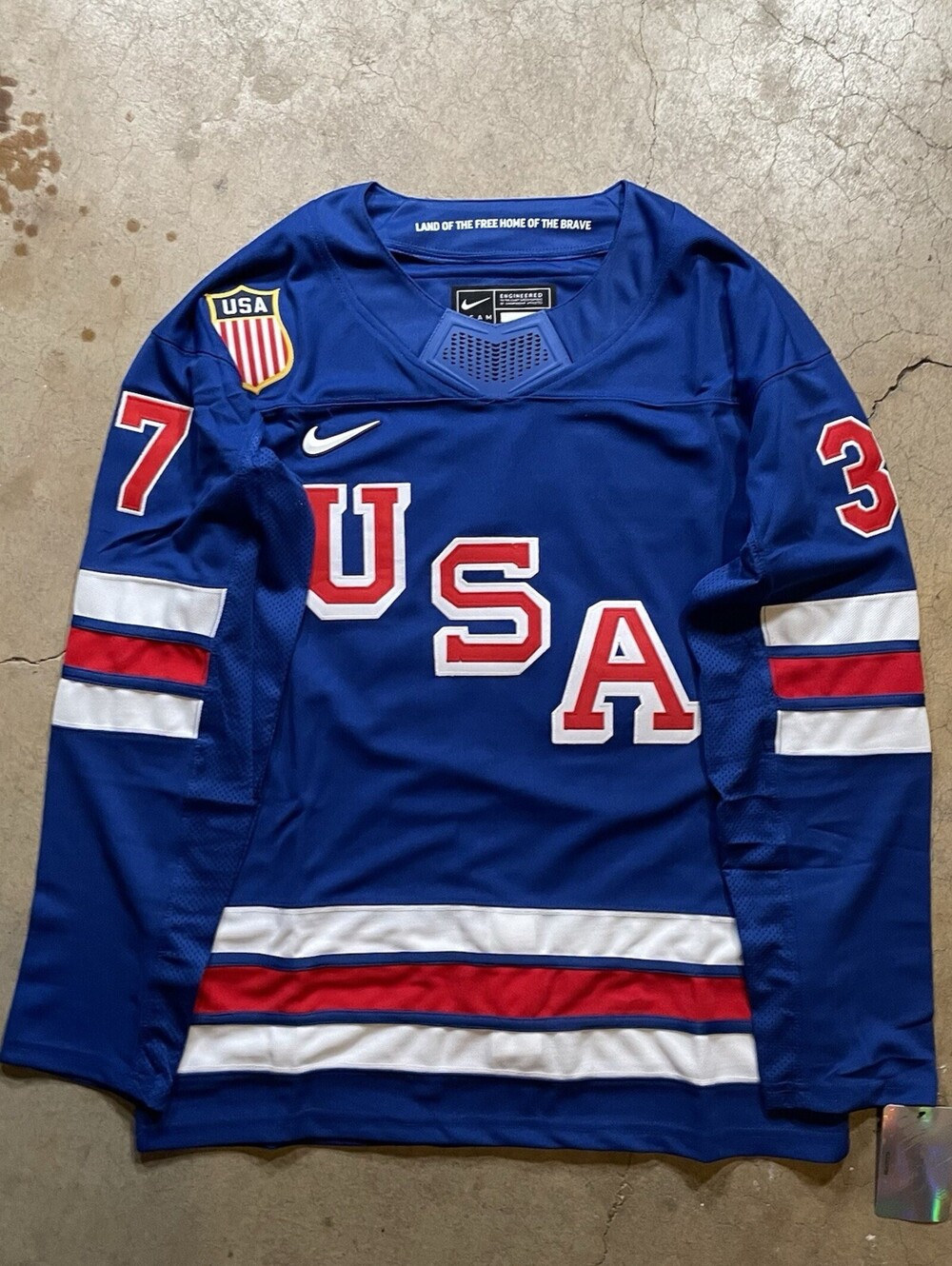Connor Hellebuyck Team USA Olympics Hockey Stitched Jersey Blue M